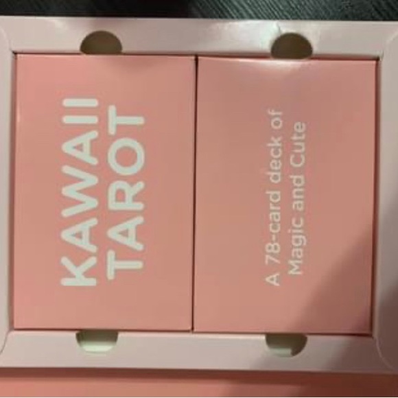 Kawaii Tarot by Diana Lopez - Picture 2 of 4